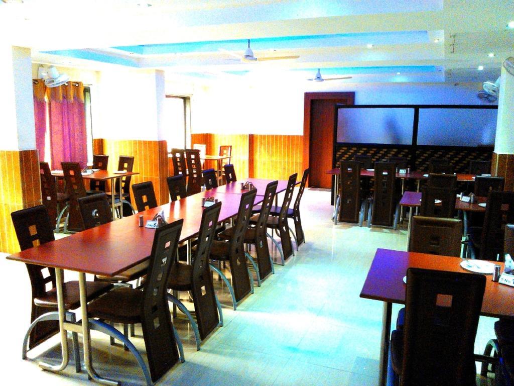 Hotel Sagar Castle Ratlam Екстер'єр фото